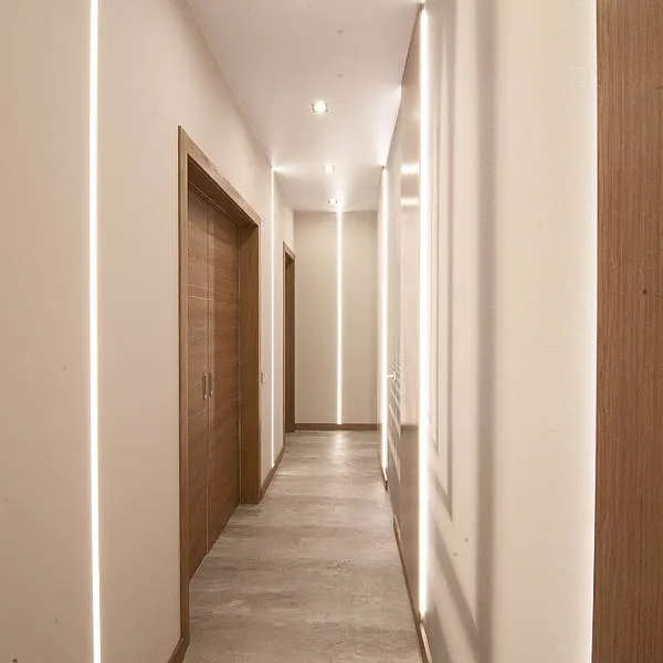 Интерьер квартиры в современном стиле минимализм с элементами эко-дизайна - фото 6