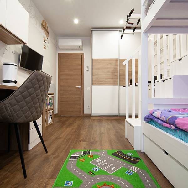 Интерьер квартиры в современном стиле минимализм с элементами эко-дизайна - фото 3